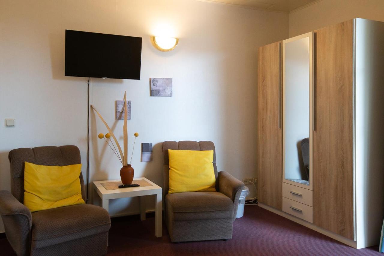 Hotel Schlosshof Dolgesheim المظهر الخارجي الصورة