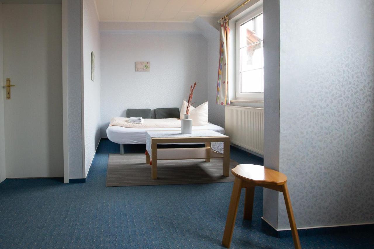 Hotel Schlosshof Dolgesheim المظهر الخارجي الصورة